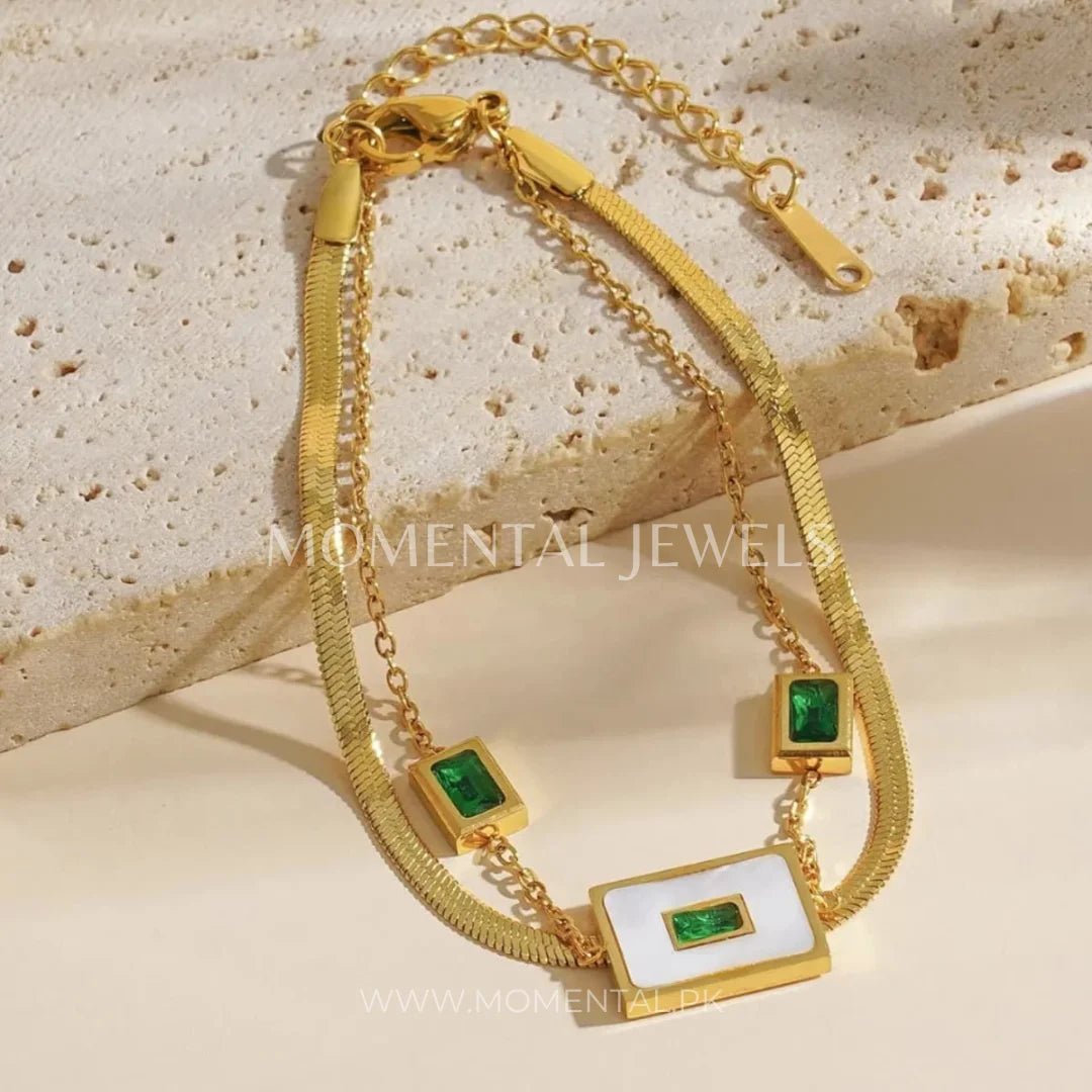 Regal Green
