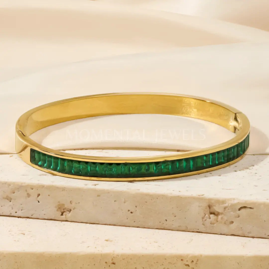 Solid Emerald Bangle