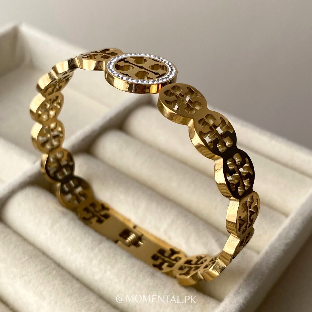 Solid Tori Handcuff
