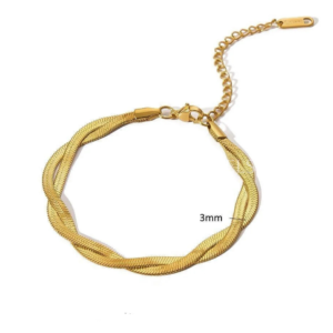 cross-snake-chain-bracelet-closeup