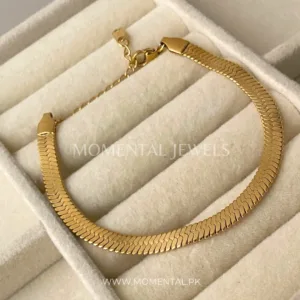 thick-snake-chain-bracelet