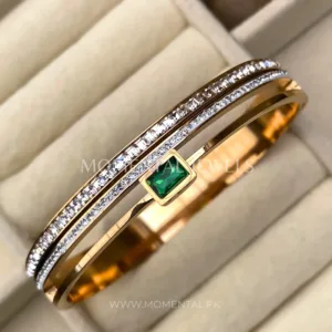 Luxe Gleam Cuff closer