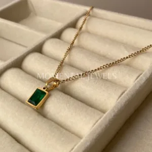 emerald-pendant