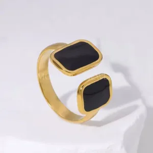 Chunky Black Ring
